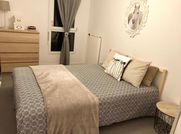 Beautiful 3 Bedroom Flat 8-9 Persons อีวรี-ซูร์-แซ็น ภายนอก รูปภาพ